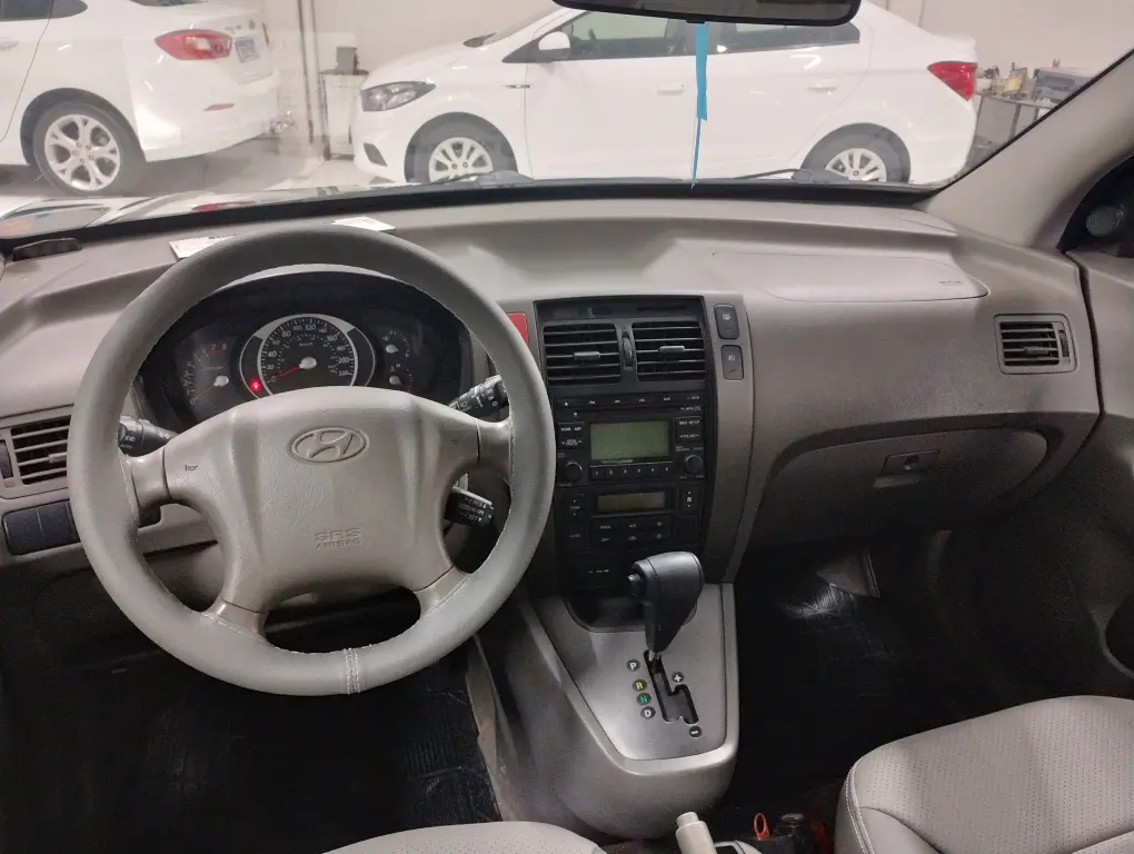 HYUNDAI Tucson - Foto