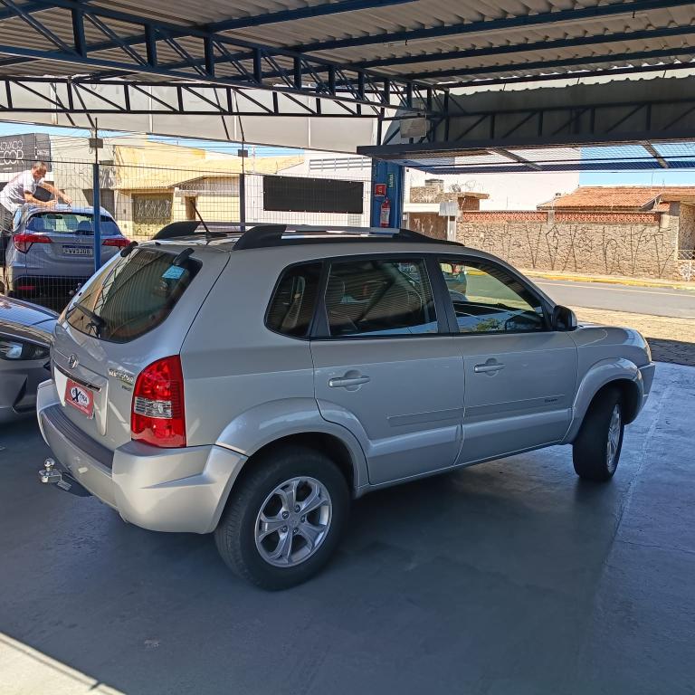 HYUNDAI Tucson - Foto