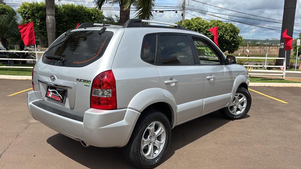 HYUNDAI Tucson - Foto