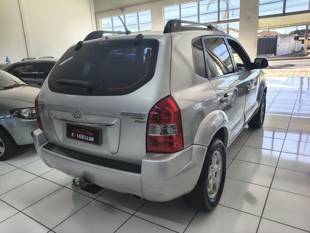 HYUNDAI Tucson - Foto