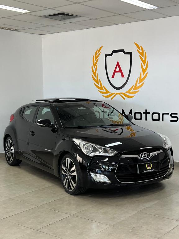 HYUNDAI Veloster