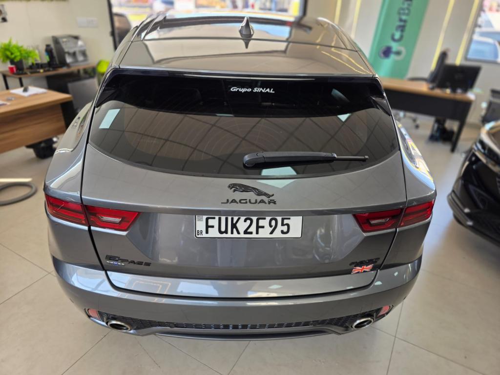 JAGUAR E-Pace - Foto