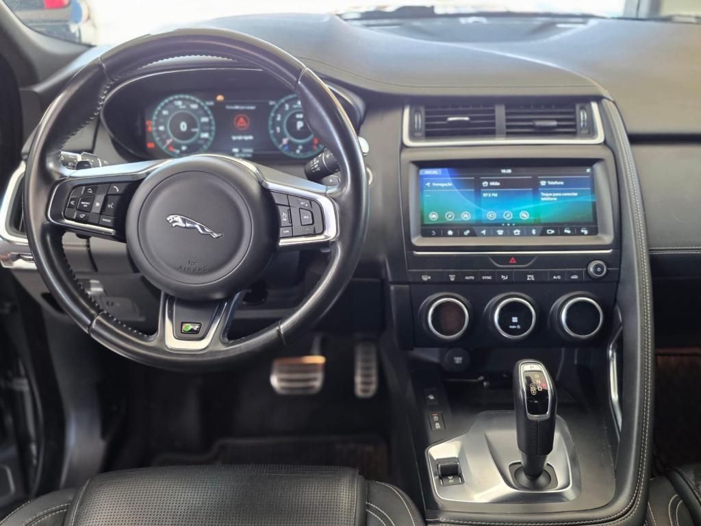 JAGUAR E-Pace - Foto