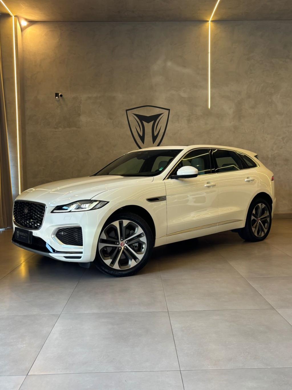 JAGUAR F-Pace - Foto