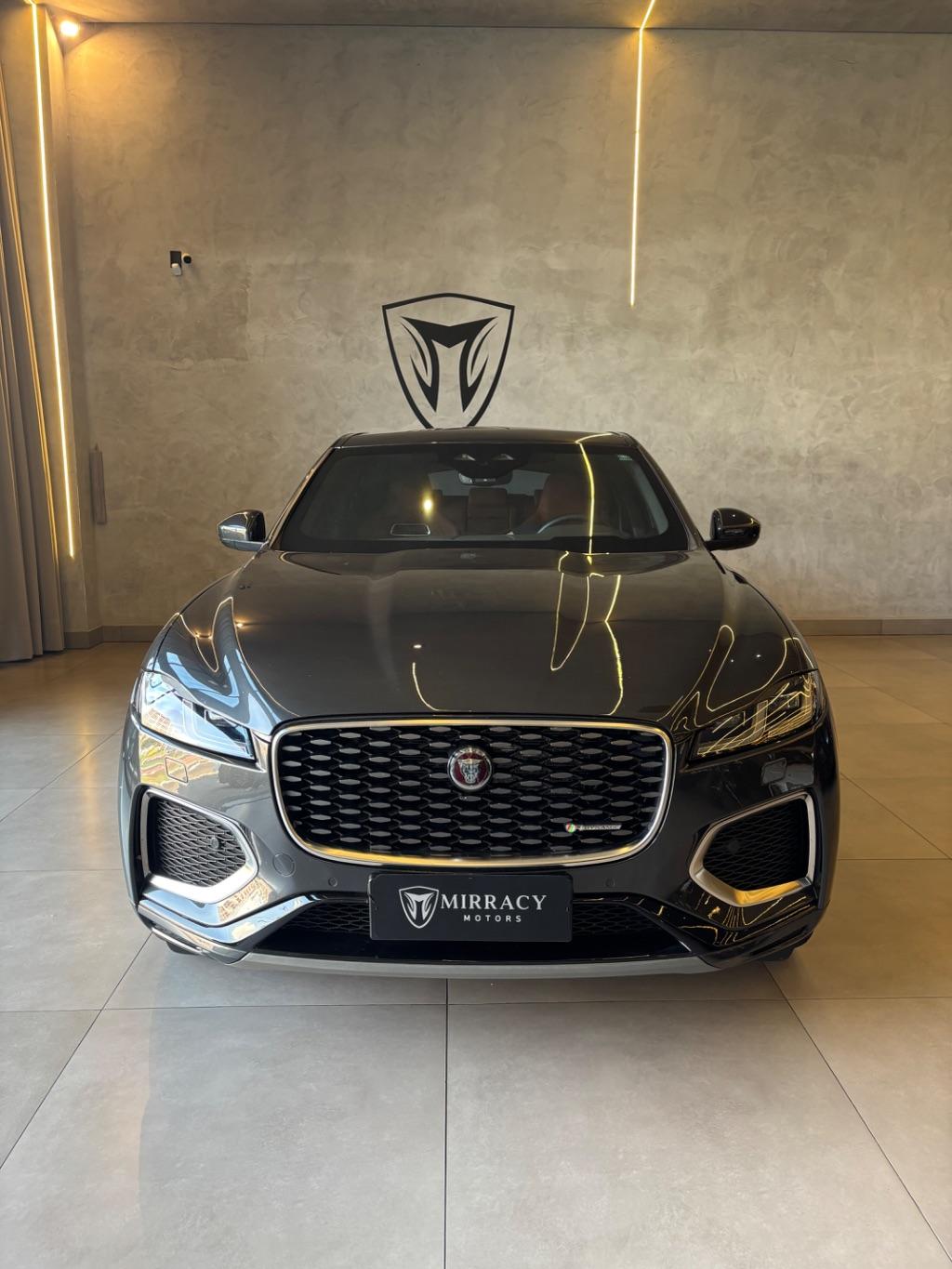 JAGUAR F-Pace - Foto