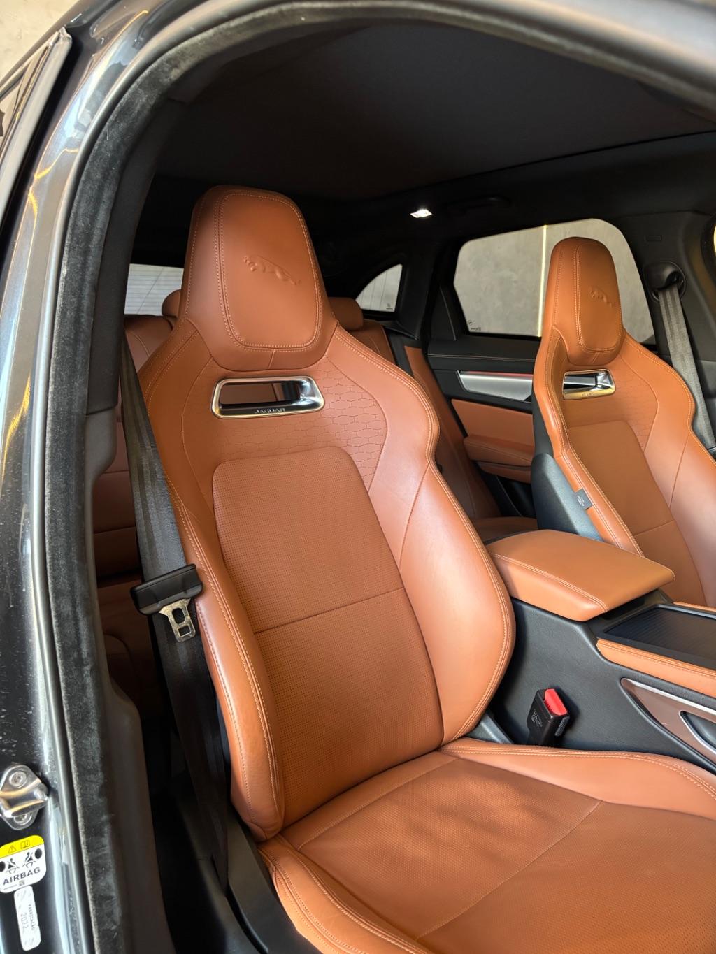 JAGUAR F-Pace - Foto
