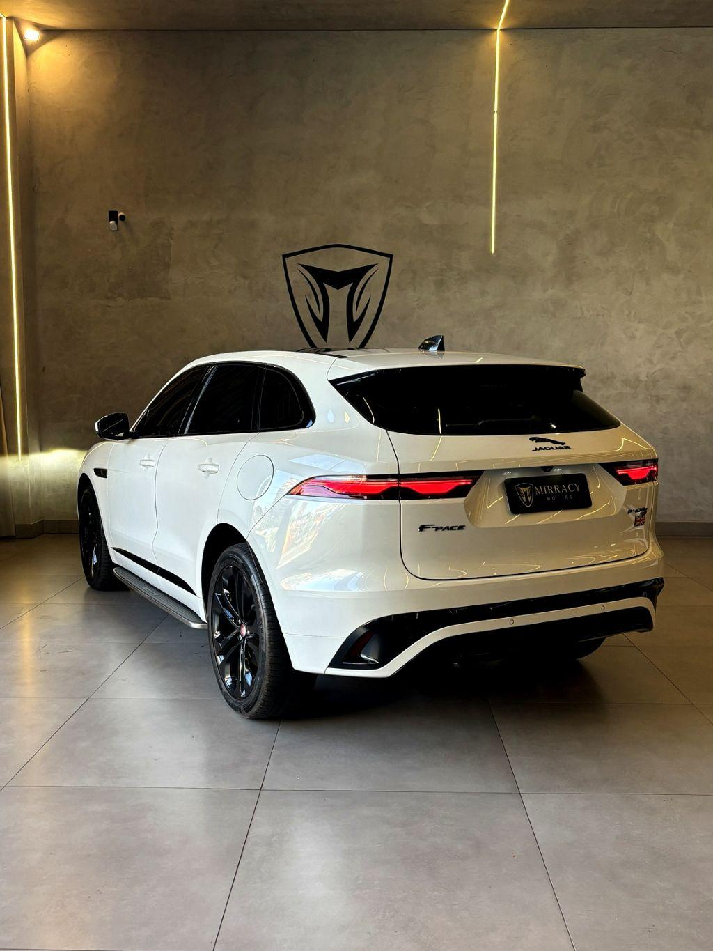 JAGUAR F-Pace - Foto