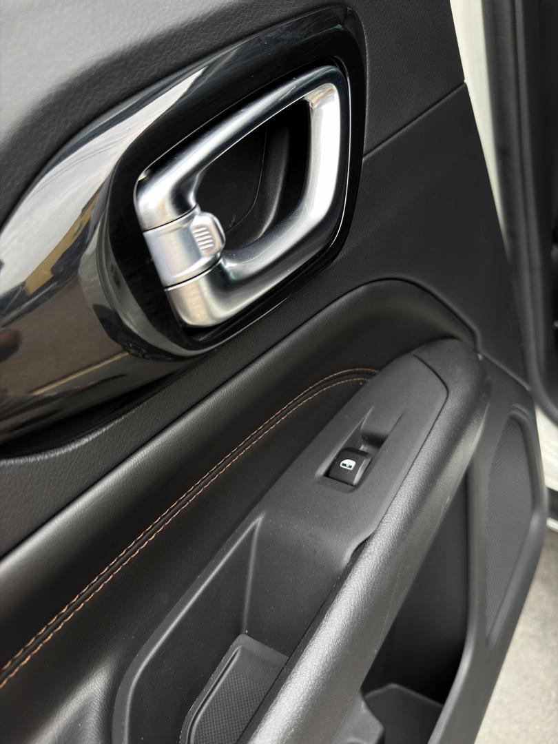 JEEP Commander - Foto