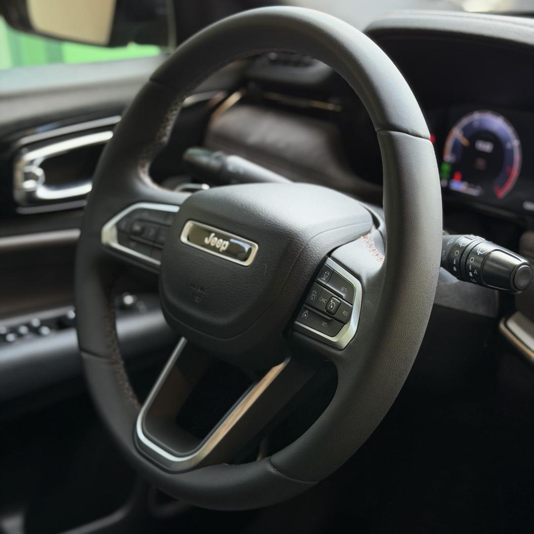 JEEP Commander - Foto