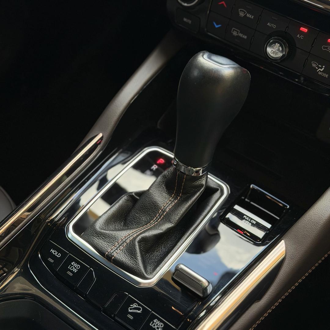 JEEP Commander - Foto