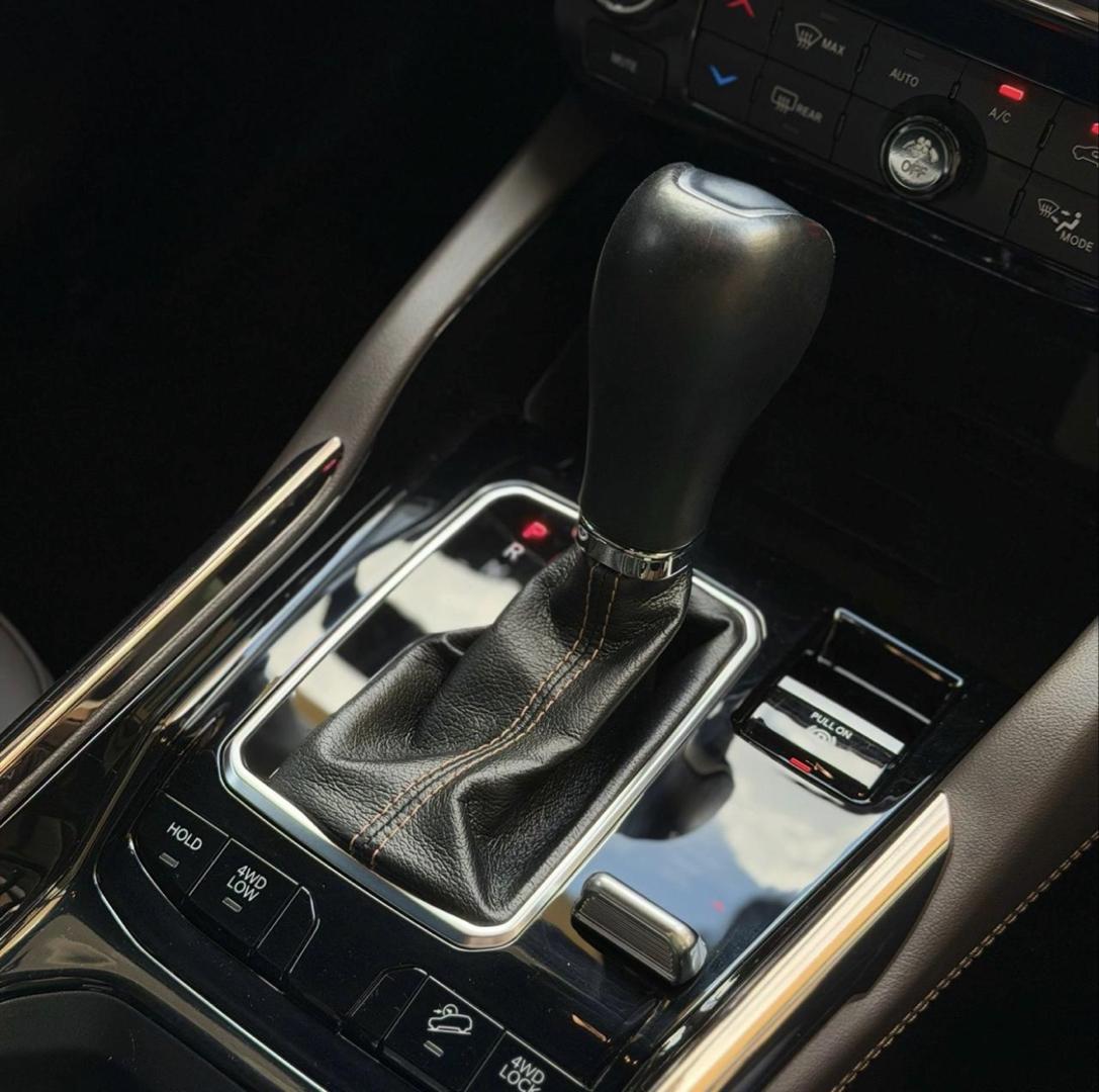 JEEP Commander - Foto