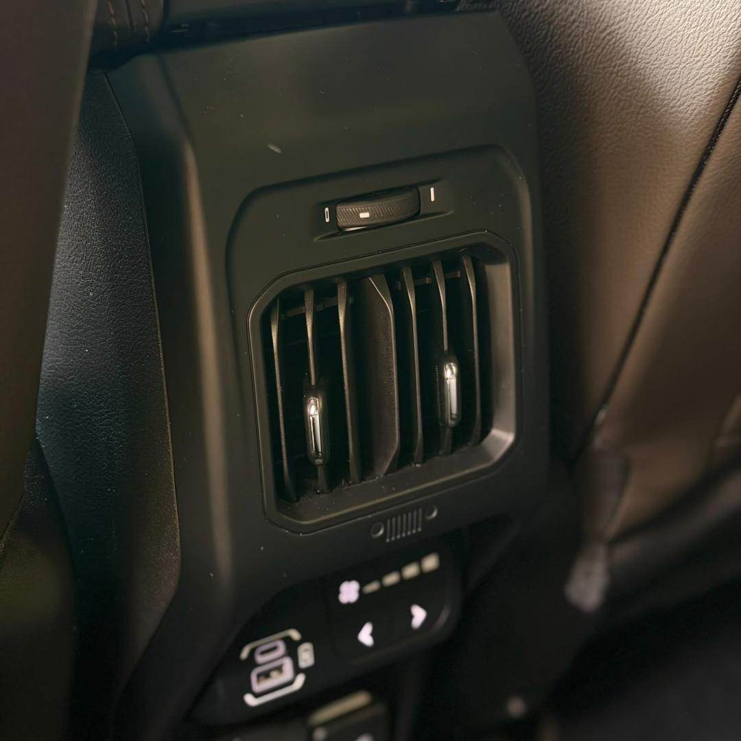 JEEP Commander - Foto