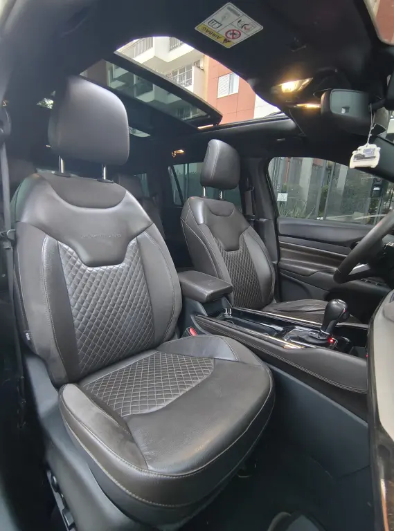 JEEP Commander - Foto