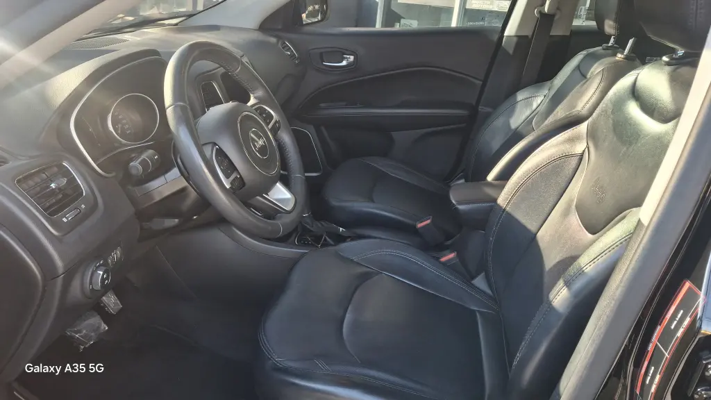 JEEP Compass - Miniatura