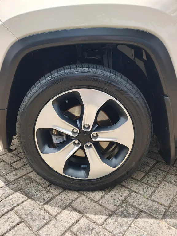 JEEP Compass - Foto