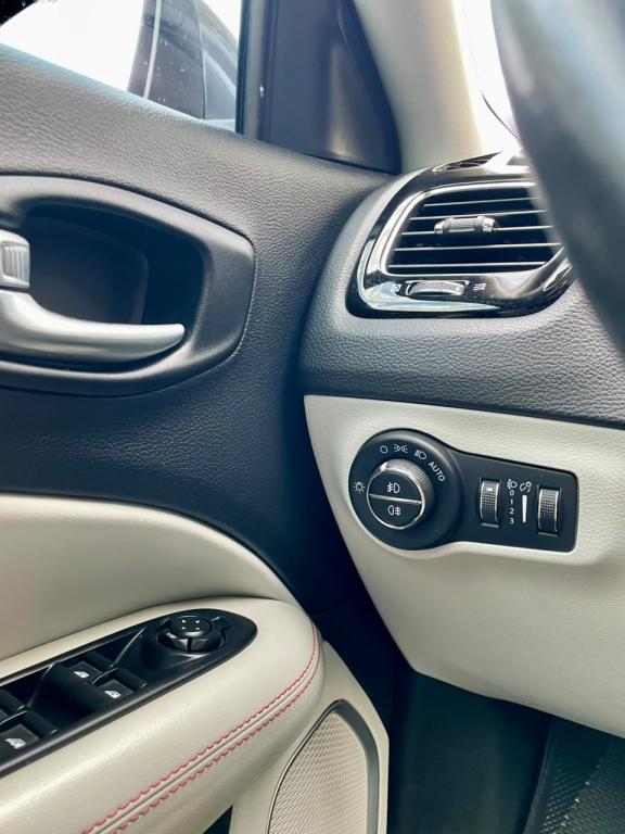 JEEP Compass - Foto