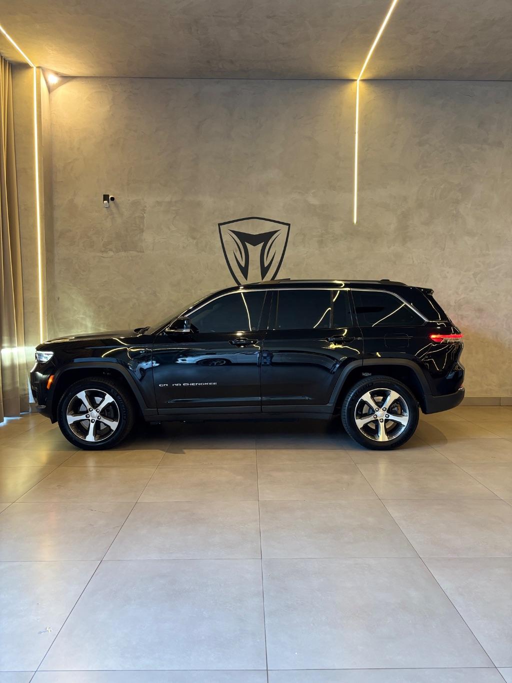 JEEP Grand Cherokee - Foto