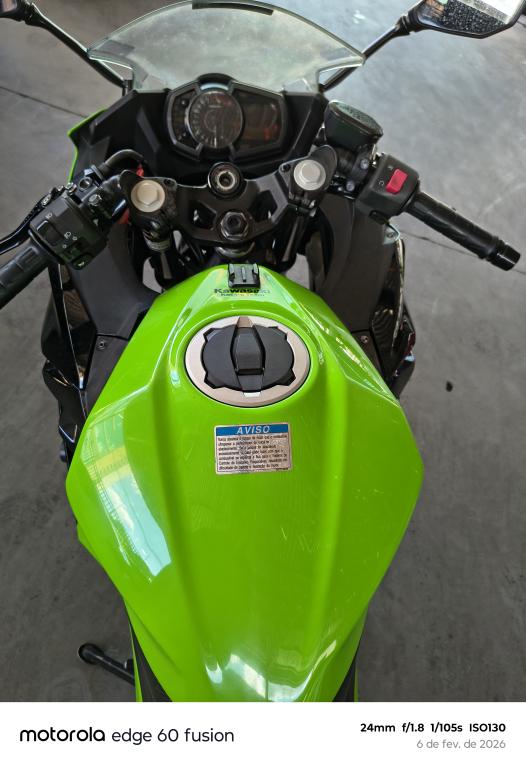 KAWASAKI Ninja 400 - Foto