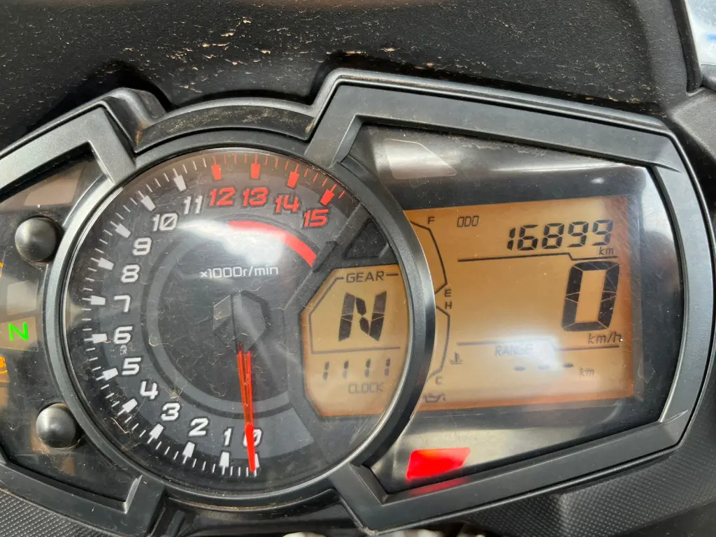 KAWASAKI Versys 300 - Foto