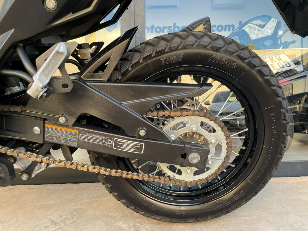 KAWASAKI Versys 300 - Foto