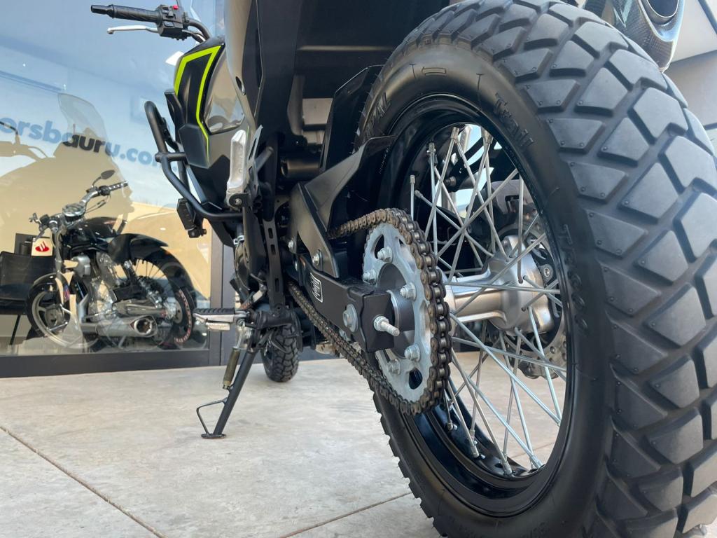 KAWASAKI Versys 300 - Foto