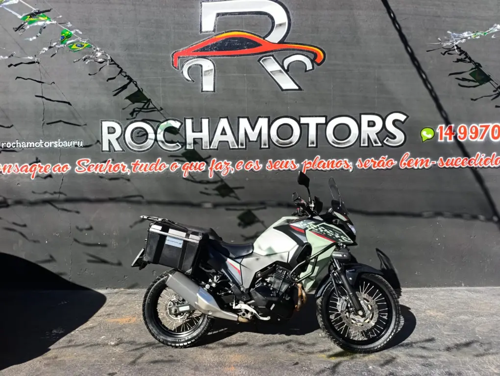 KAWASAKI Versys 300 - Foto