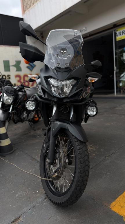 KAWASAKI Versys 300 - Foto