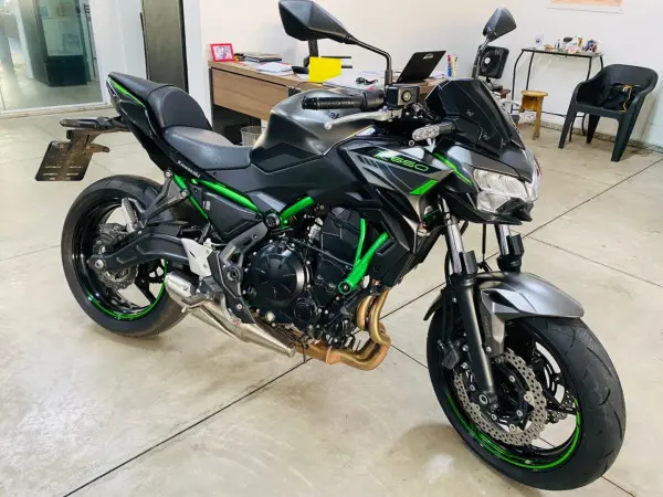 KAWASAKI Z 650 - Foto