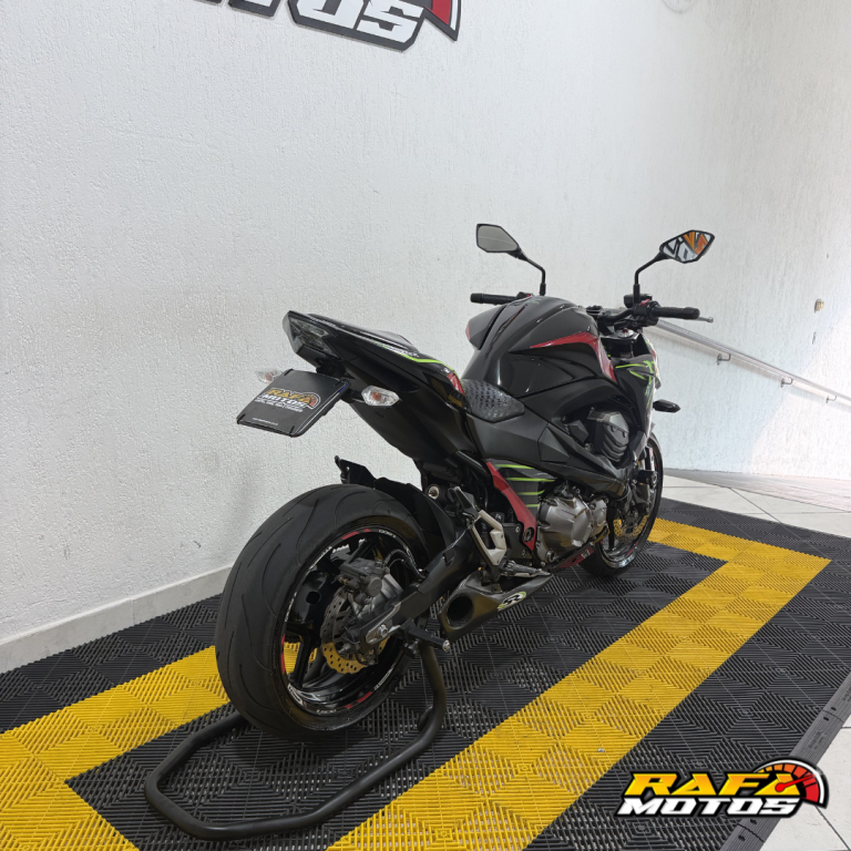 KAWASAKI Z 800 - Foto