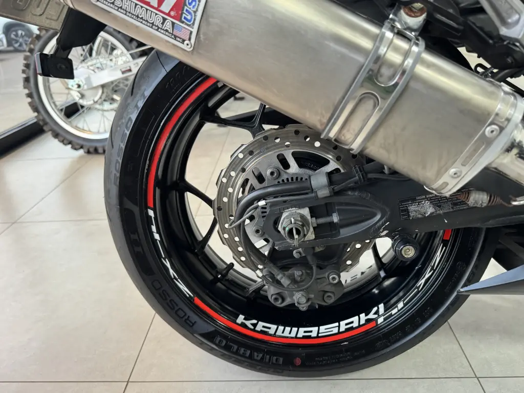 KAWASAKI ZX 14 R - Foto