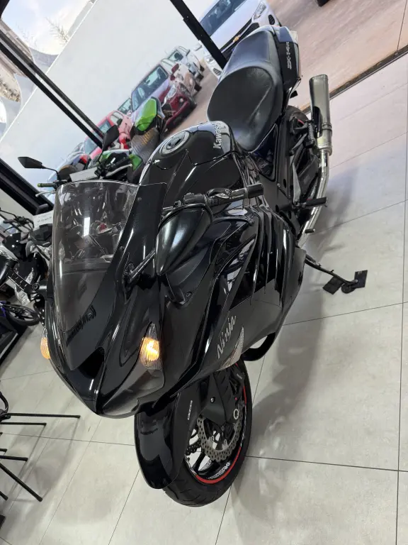 KAWASAKI ZX 14 R - Foto