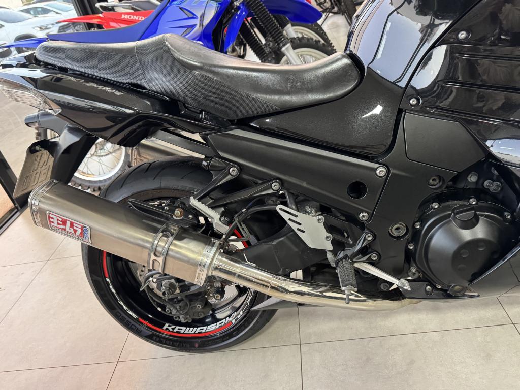 KAWASAKI ZX 14 R - Foto