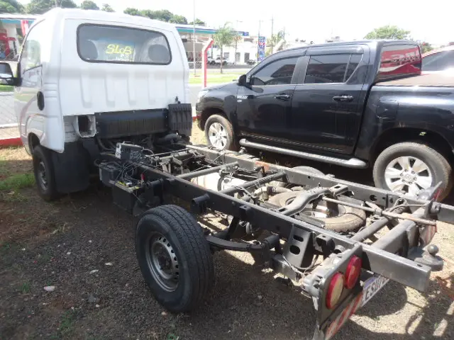 KIA Bongo - Foto