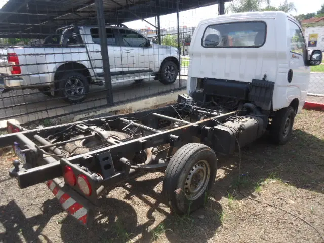 KIA Bongo - Foto