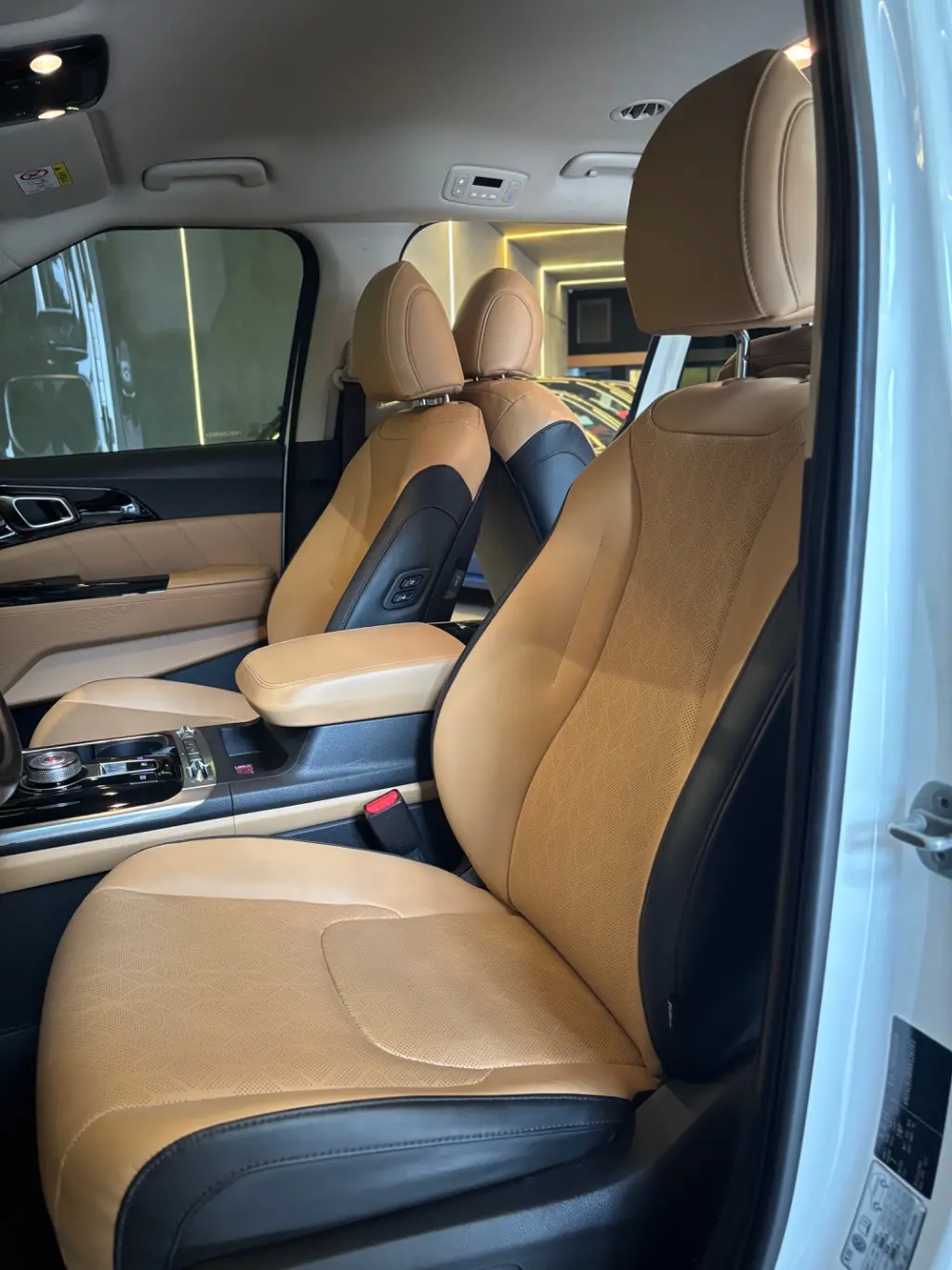 KIA Carnival - Foto