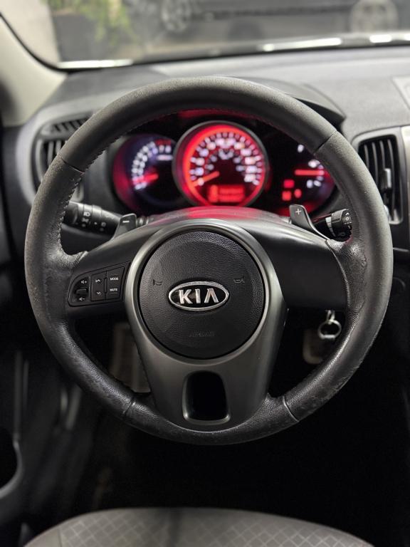 KIA Cerato Sedan - Foto