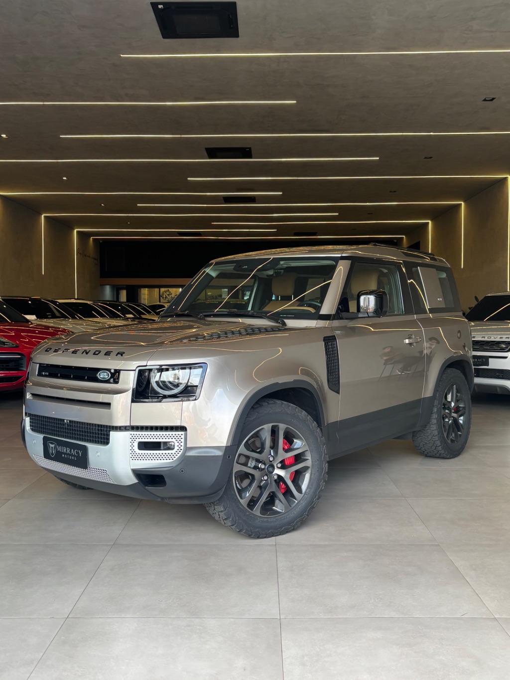 LAND ROVER Defender 90