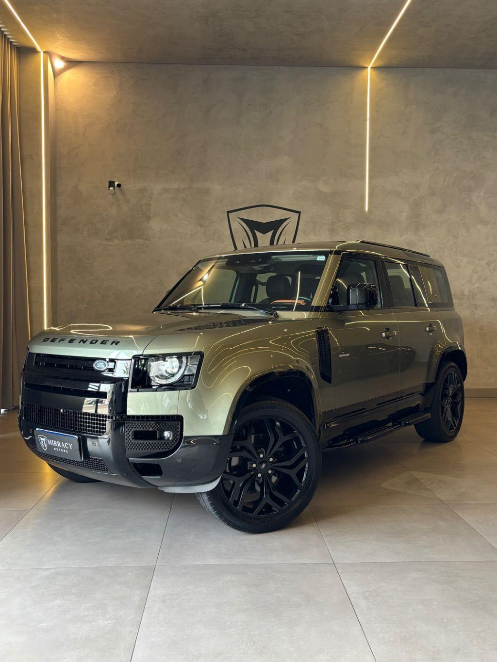 LAND ROVER Defender 110