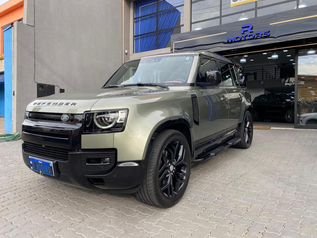 LAND ROVER Defender 110