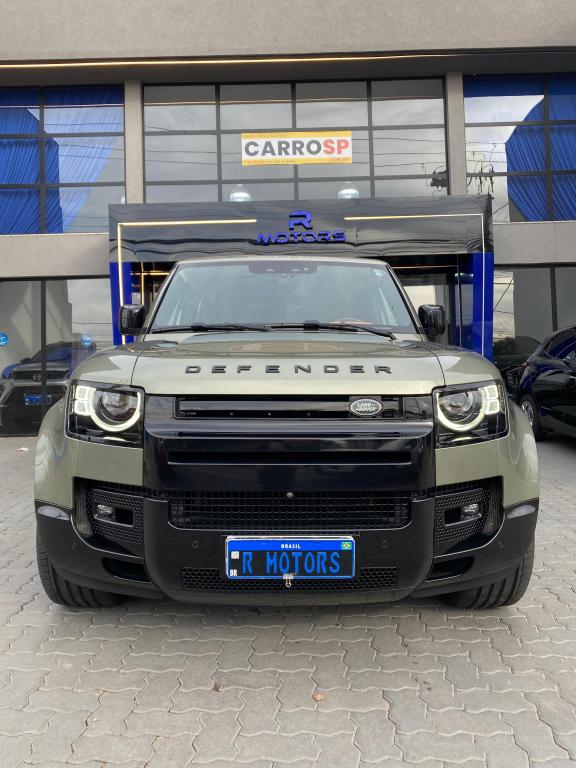 LAND ROVER Defender 110 - Foto