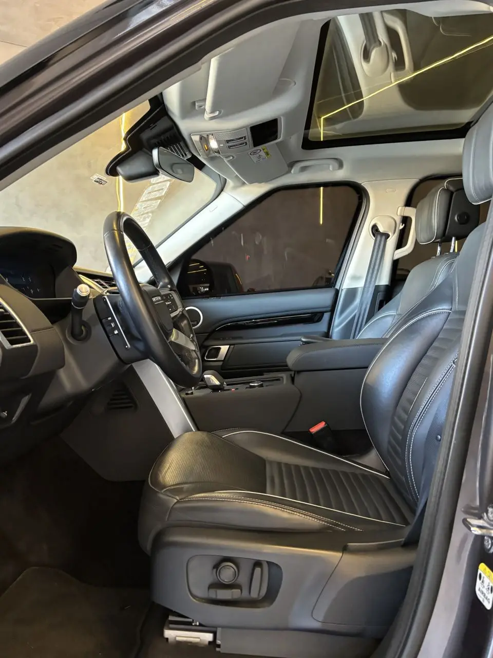 LAND ROVER Discovery - Foto