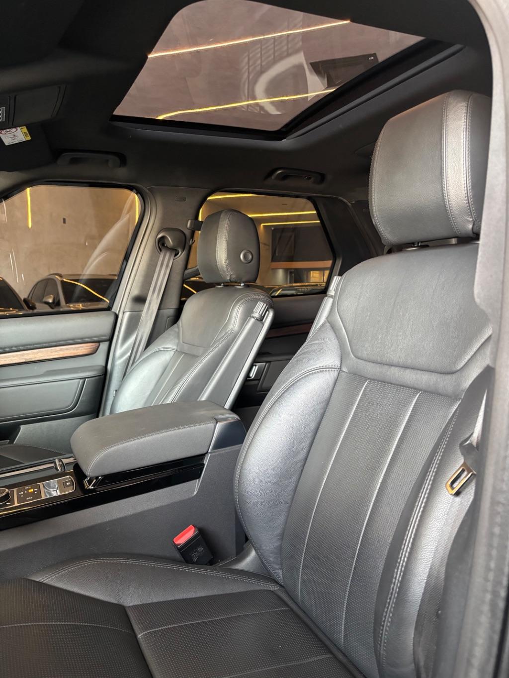 LAND ROVER Discovery - Foto