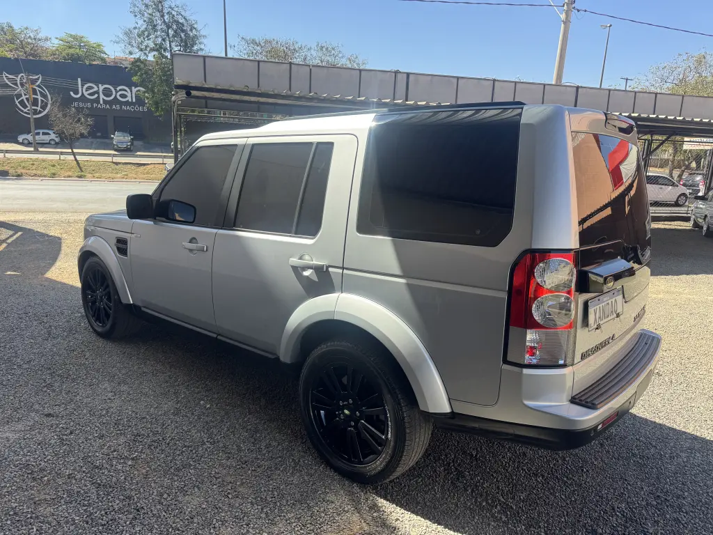 LAND ROVER Discovery 4 - Foto