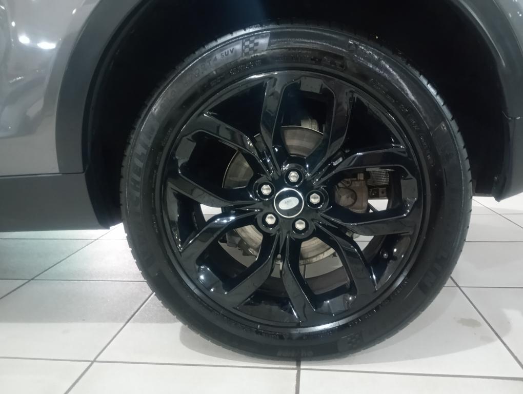 LAND ROVER Discovery Sport - Foto