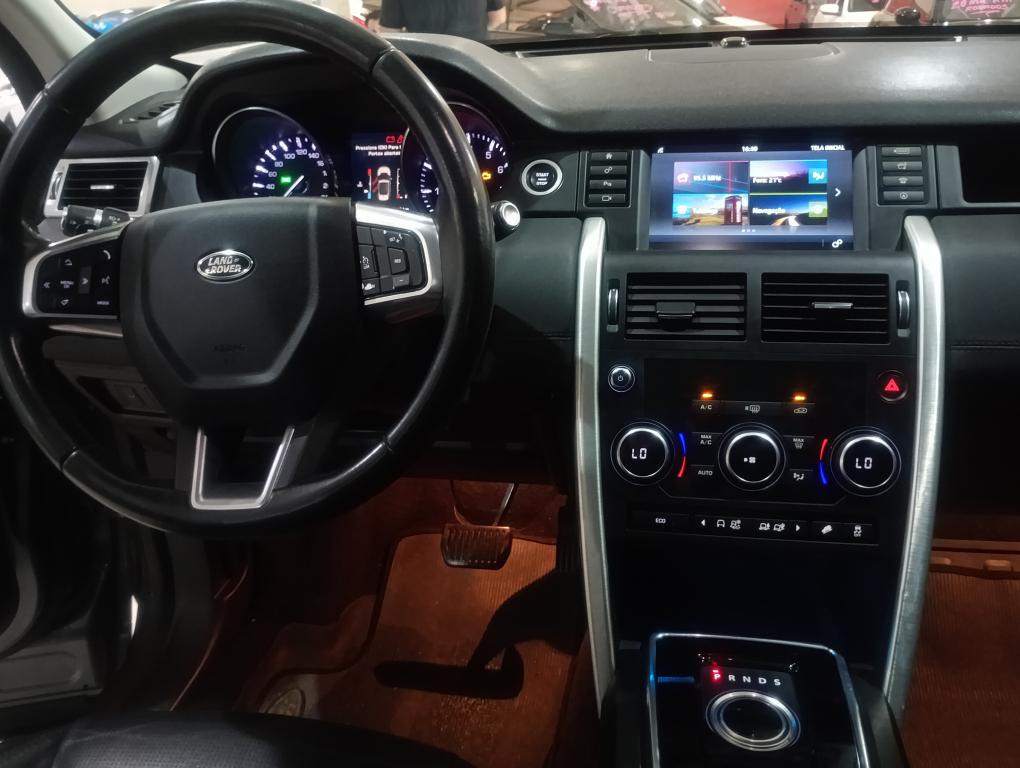 LAND ROVER Discovery Sport - Foto