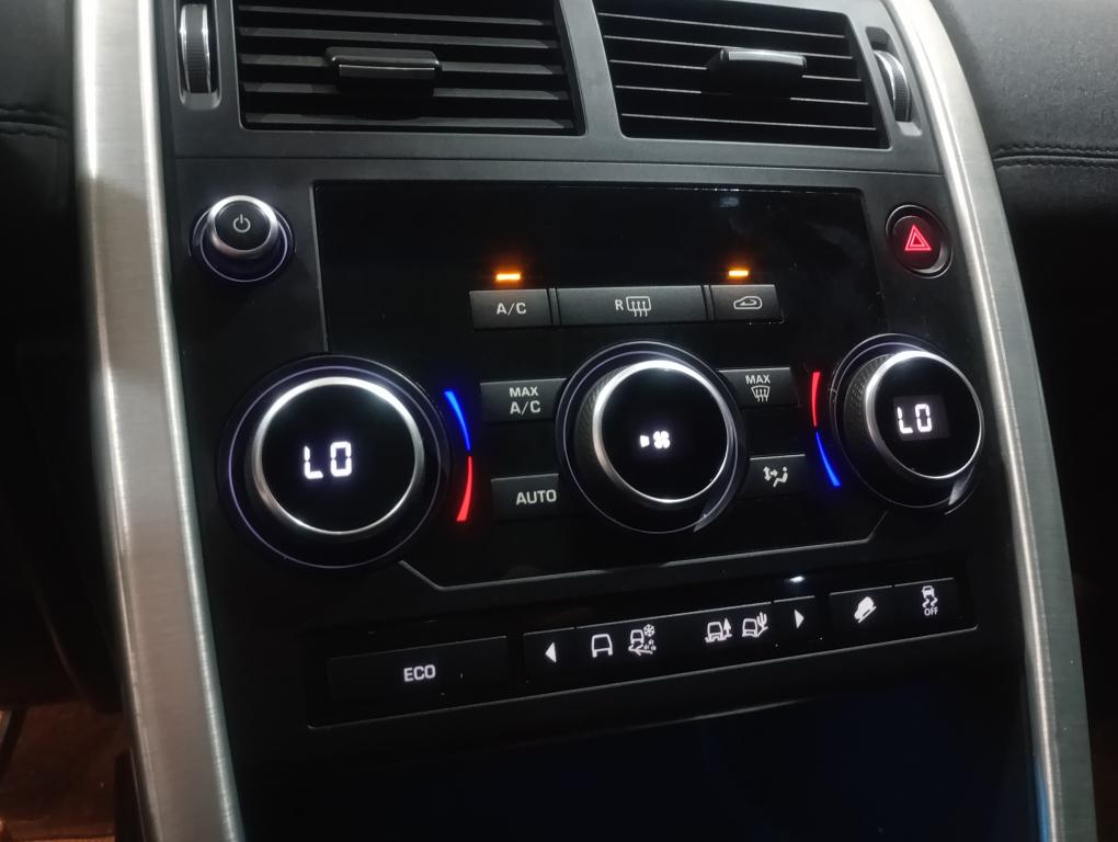 LAND ROVER Discovery Sport - Foto