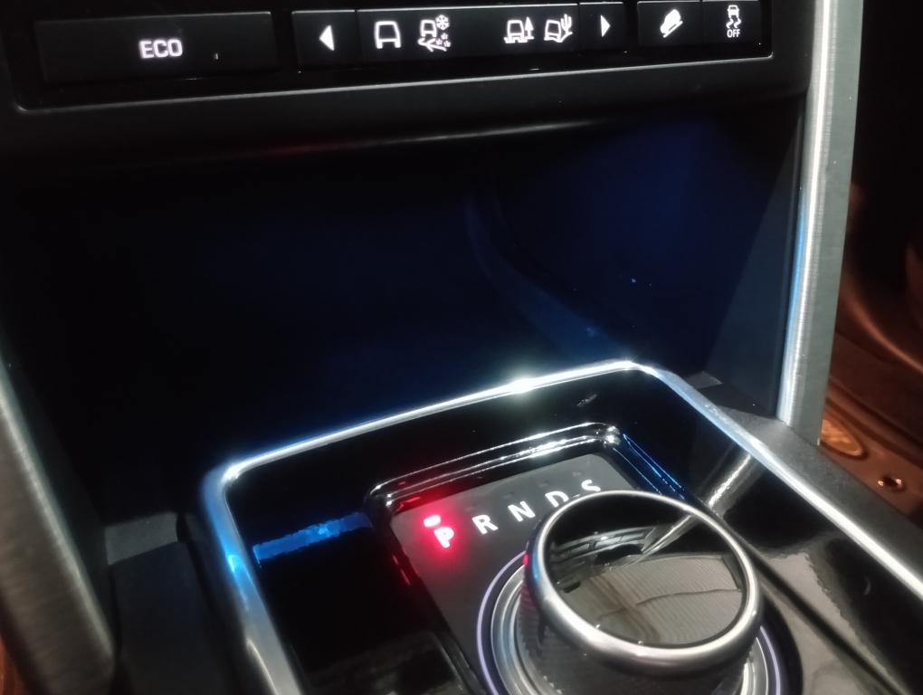 LAND ROVER Discovery Sport - Foto