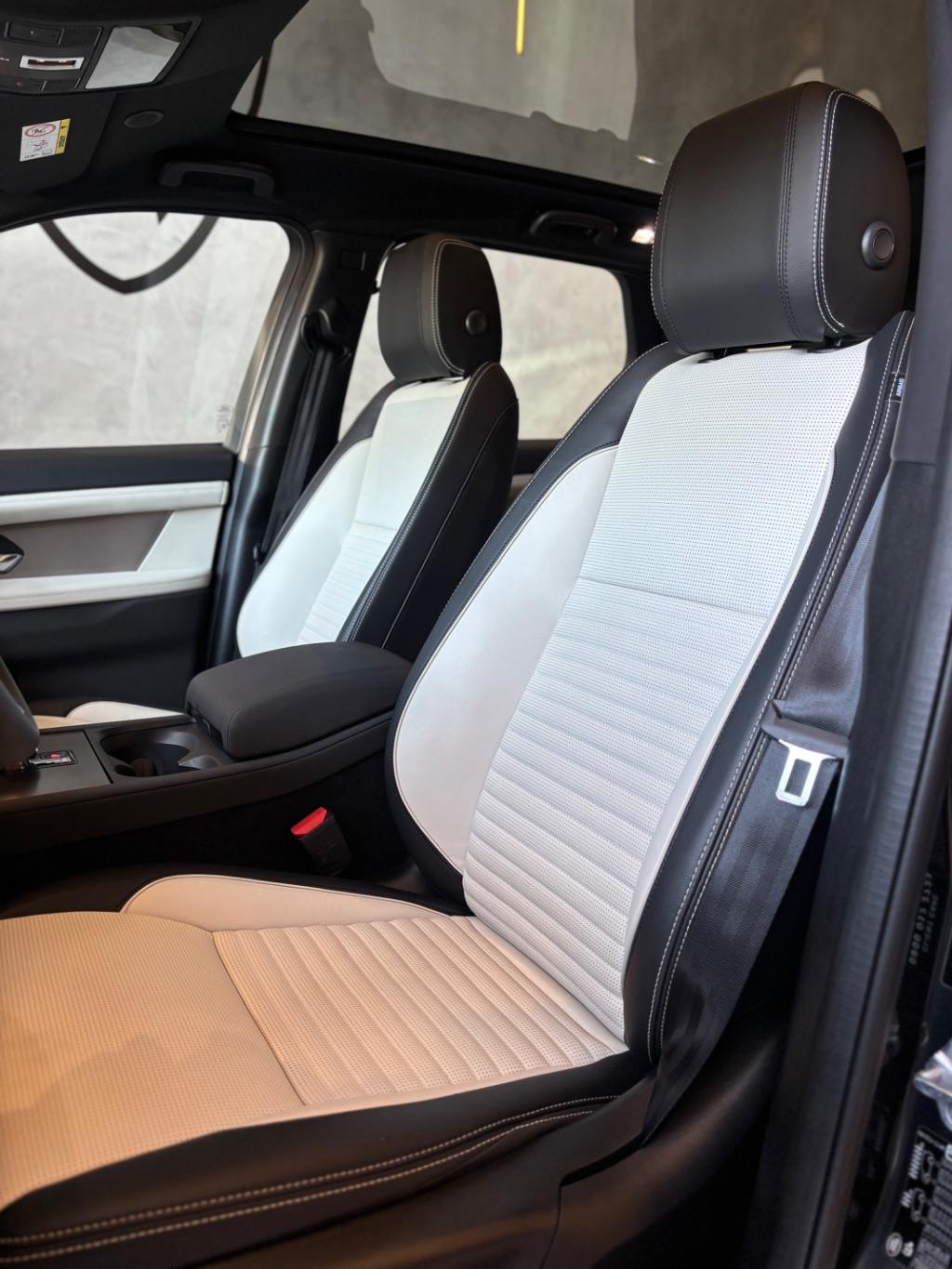 LAND ROVER Discovery Sport - Foto