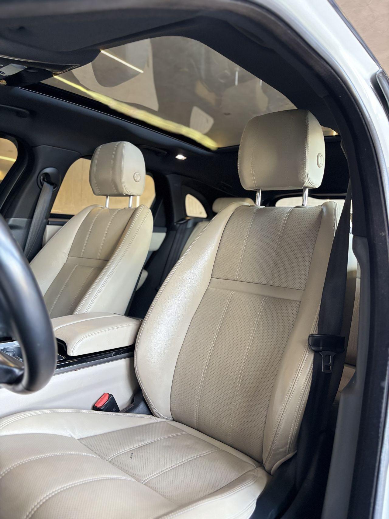 LAND ROVER Range Rover Velar - Foto