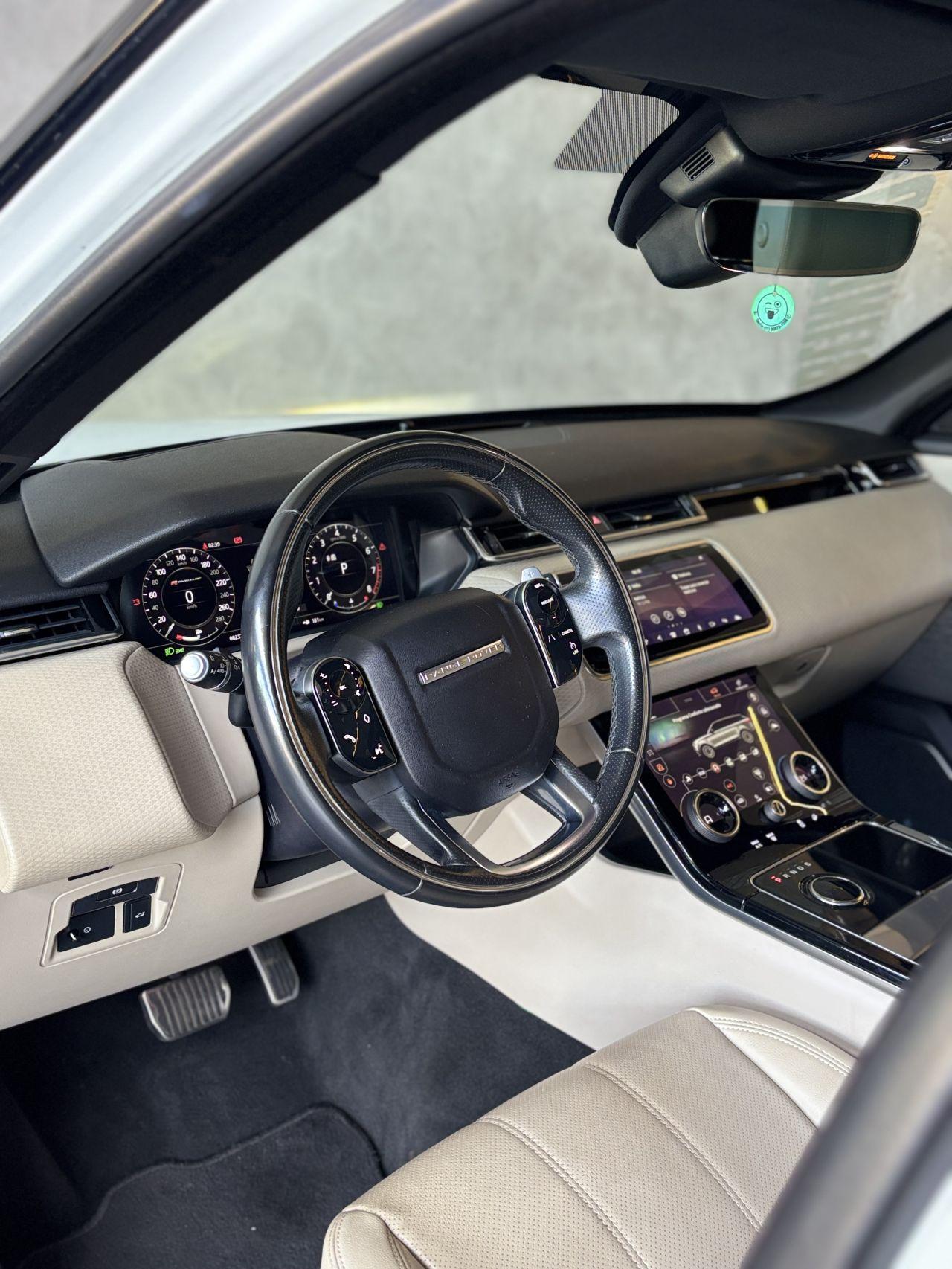 LAND ROVER Range Rover Velar - Foto